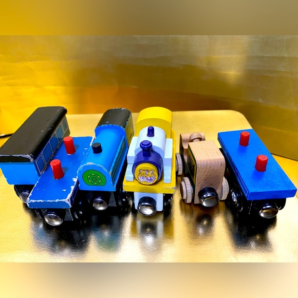 VINTAGE WOODEN TRAIN ENGINES & CARS MAGNETIC LSU, DOUG & MELISSA NAME TRAINS (6) - Picture 4 of 16